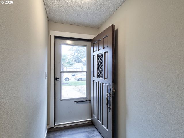 19875 Sw ROCK Dr, Beaverton, OR 97003