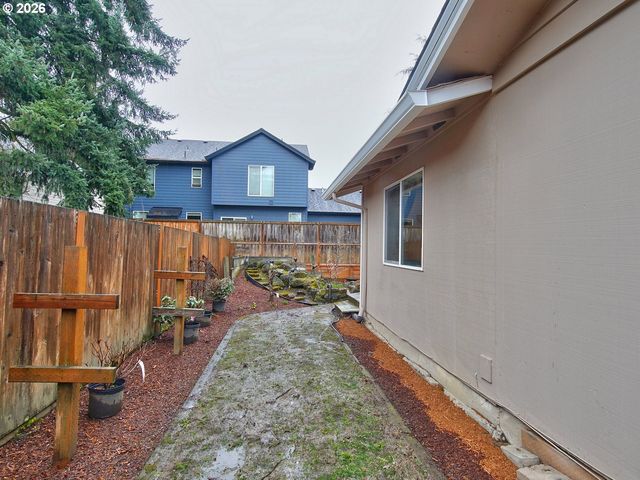 19875 Sw ROCK Dr, Beaverton, OR 97003