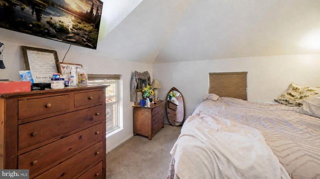 2217 N ROCKHILL RD, Sellersville, PA 18960