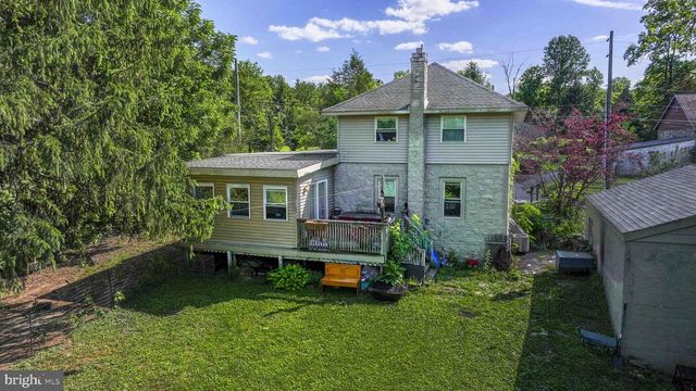 2217 N ROCKHILL RD, Sellersville, PA 18960