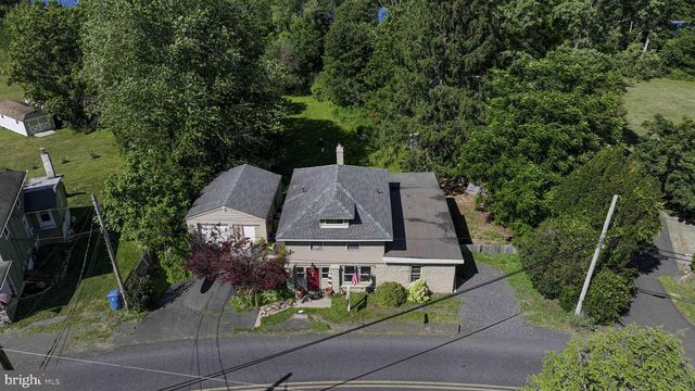2217 N ROCKHILL RD, Sellersville, PA 18960