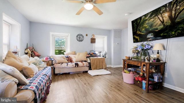 2217 N ROCKHILL RD, Sellersville, PA 18960