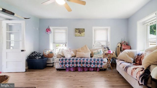 2217 N ROCKHILL RD, Sellersville, PA 18960
