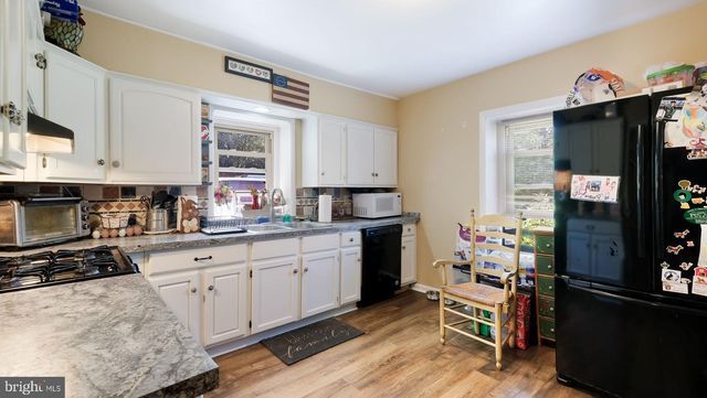 2217 N ROCKHILL RD, Sellersville, PA 18960