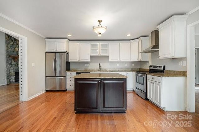 3717 Smokerise Hill Drive, Charlotte, NC 28277