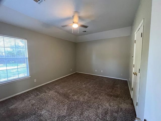 421 W 10th Street, Edmond, OK 73003