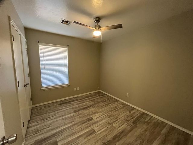 421 W 10th Street, Edmond, OK 73003