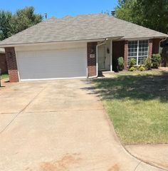 421 W 10th Street, Edmond, OK 73003