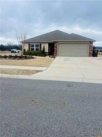 995 Jennifer Ann Lane, Elkins, AR 72727