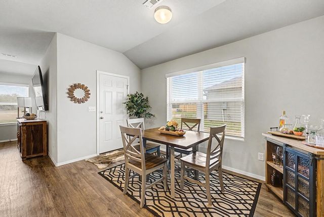 995 Jennifer Ann Lane, Elkins, AR 72727