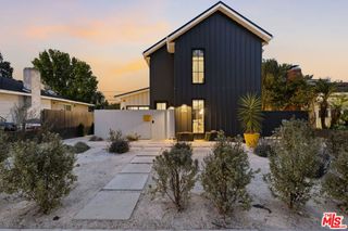4034 Coolidge Avenue, Los Angeles, CA 90066