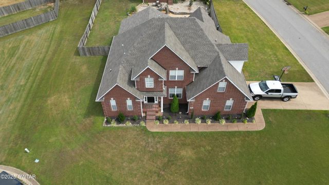 177 Fawn Ridge Ln, Medina, TN 38355