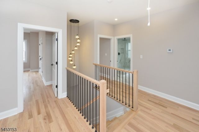 49 Center St, Clifton City, NJ 07011