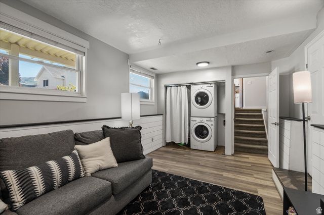 1523 S 500 E, Kaysville, UT 84037