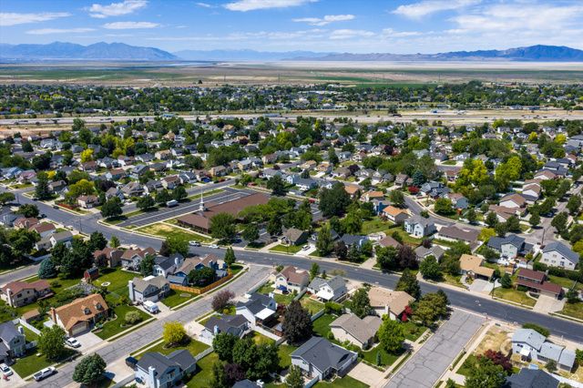 1523 S 500 E, Kaysville, UT 84037