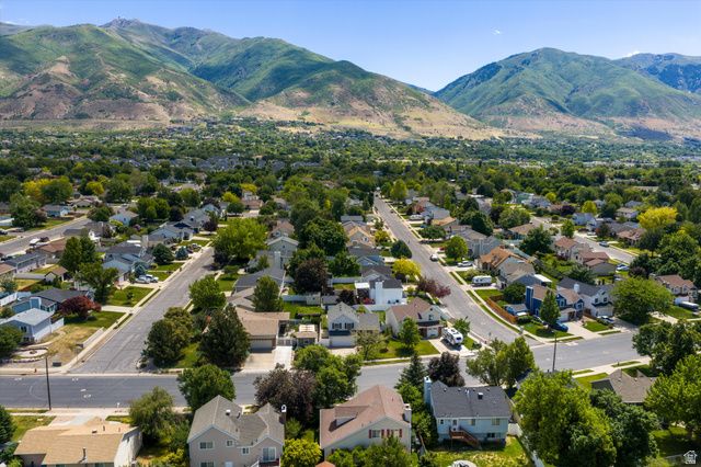 1523 S 500 E, Kaysville, UT 84037