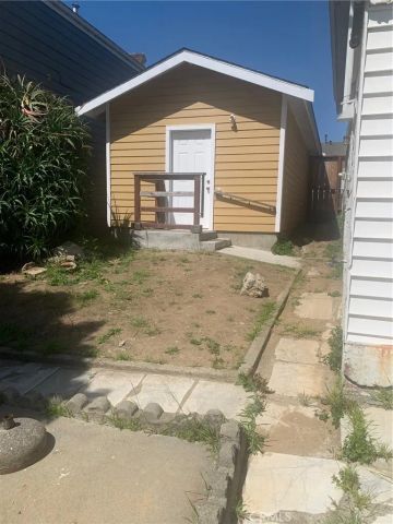 1567 La Salle, San Francisco, CA 94124