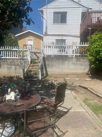 1567 La Salle, San Francisco, CA 94124