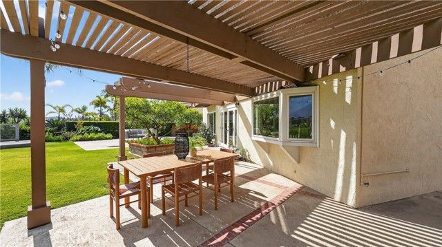 24102 Via Madrugada, Mission Viejo, CA 92692