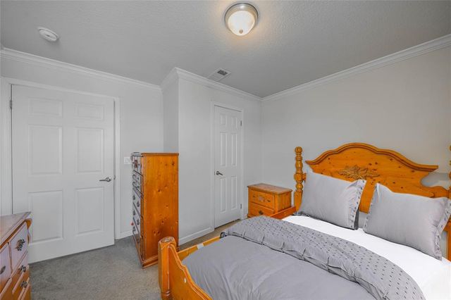 906 Moms Road, Crystal Beach, TX 77650