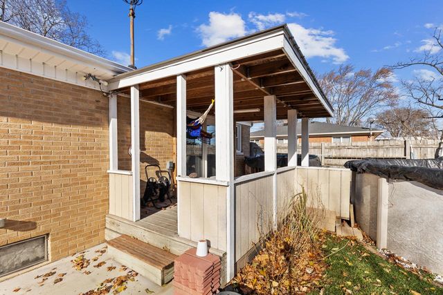 2401 Russet STREET, Racine, WI 53405