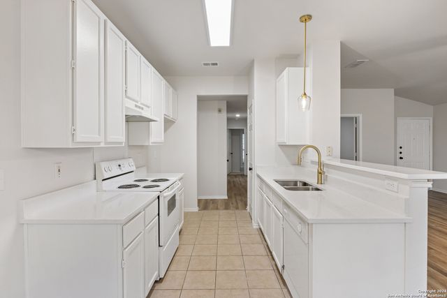 5211 STORMY AUTUMN, San Antonio, TX 78247