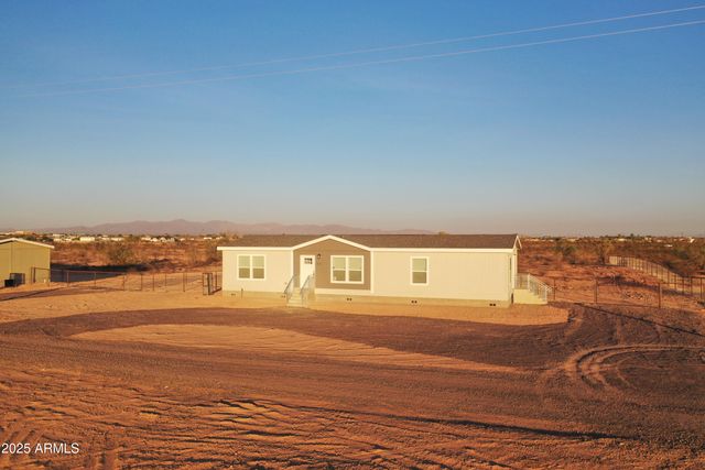 2239 S 357th Drive, Tonopah, AZ 85354