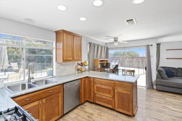 24080 Manresa Court, Murrieta, CA 92562