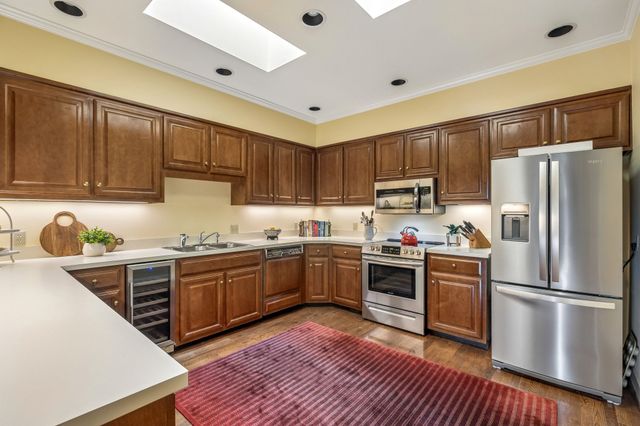 3737 West End Ave Apt 305, Nashville, TN 37205