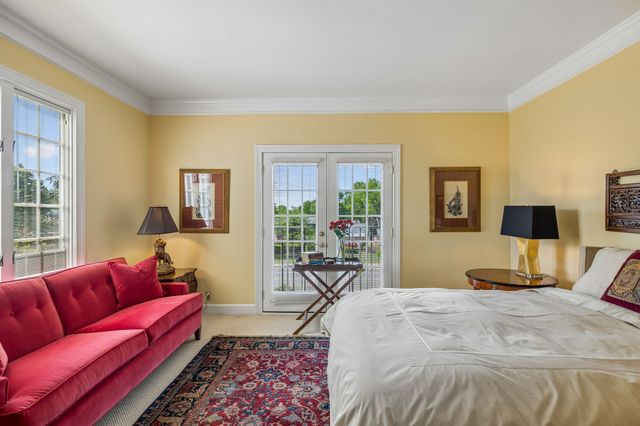3737 West End Ave Apt 305, Nashville, TN 37205