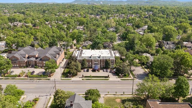 3737 West End Ave Apt 305, Nashville, TN 37205