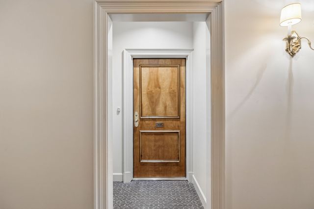 3737 West End Ave Apt 305, Nashville, TN 37205