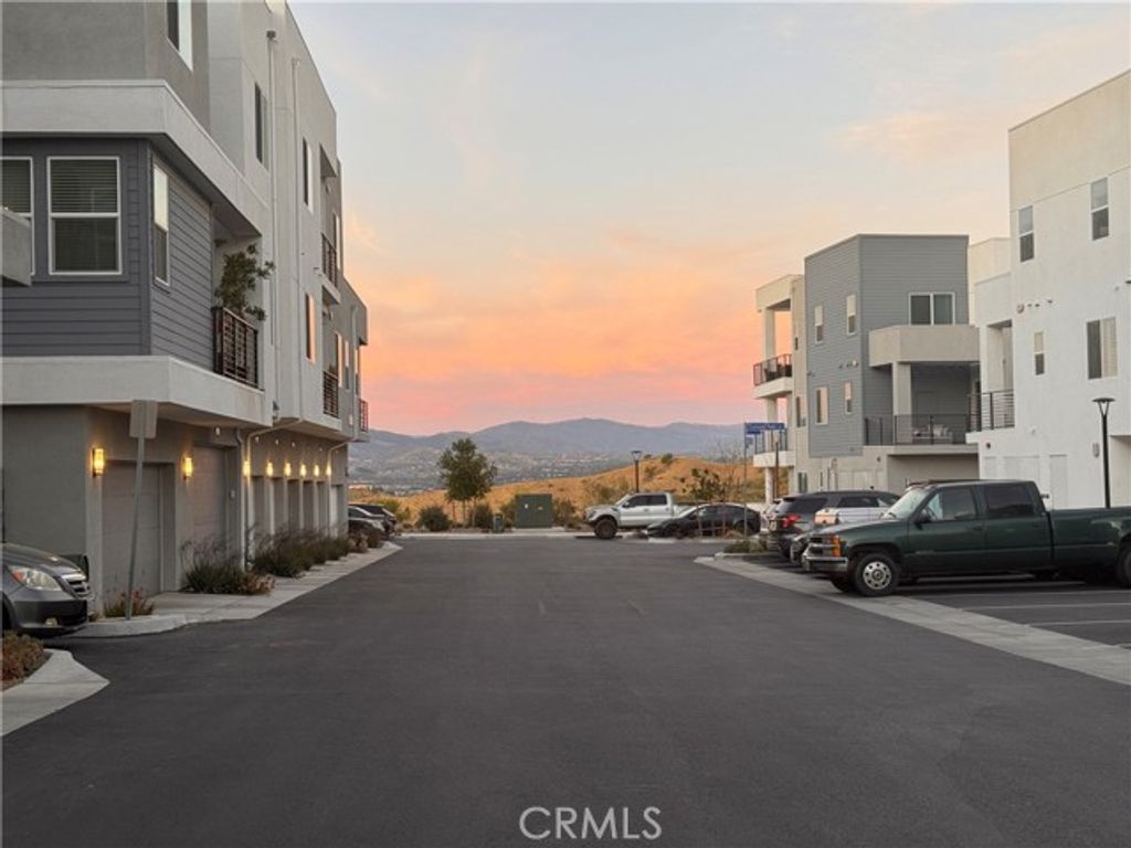 26729 Greylock Lane, Stevenson Ranch, CA 91381