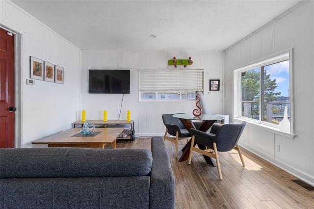 173 Tanglewood Drive, Mabank, TX 75156