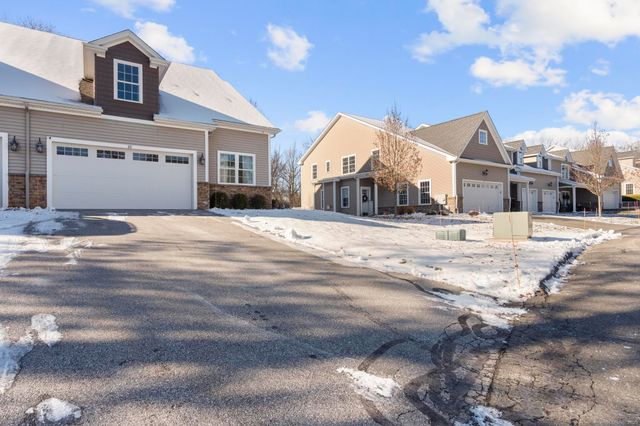 20 Brookview Circle 20, Bristol, CT 06010