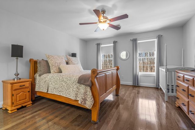 20 Brookview Circle 20, Bristol, CT 06010