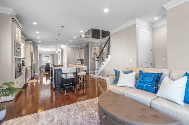 20 Brookview Circle 20, Bristol, CT 06010