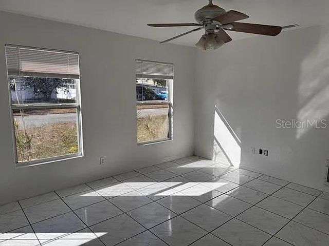 7101 15TH STREET N, St Petersburg, FL 33702