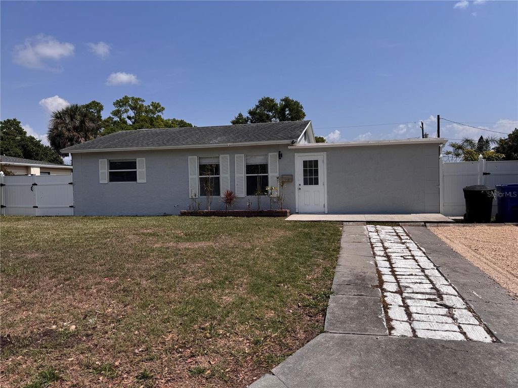 7101 15TH STREET N, St Petersburg, FL 33702