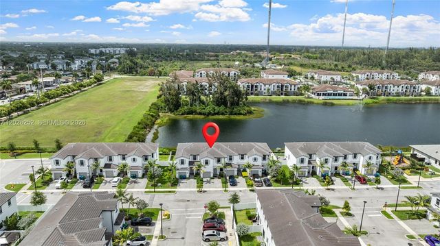 577 NW 204th St, Miami Gardens, FL 33169