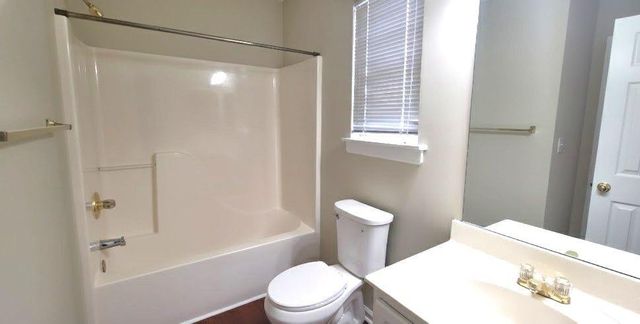 4915 LAKEBROOKE Run, Stone Mountain, GA 30087