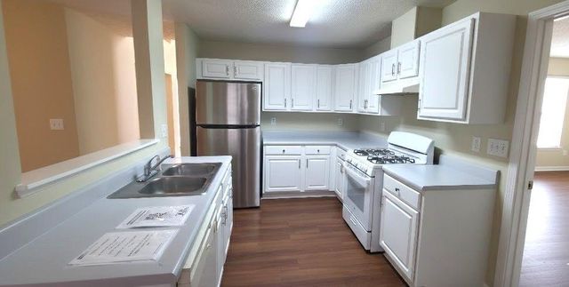 4915 LAKEBROOKE Run, Stone Mountain, GA 30087