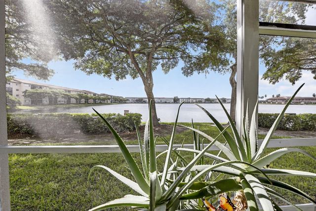 1500 SW 131st Way 108n, Pembroke Pines, FL 33027