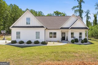 199 Oakwood Drive, Commerce, GA 30529