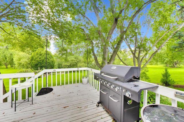 924 Glen Oak Drive, Sleepy Hollow, IL 60118