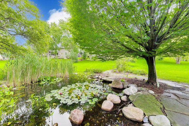 924 Glen Oak Drive, Sleepy Hollow, IL 60118