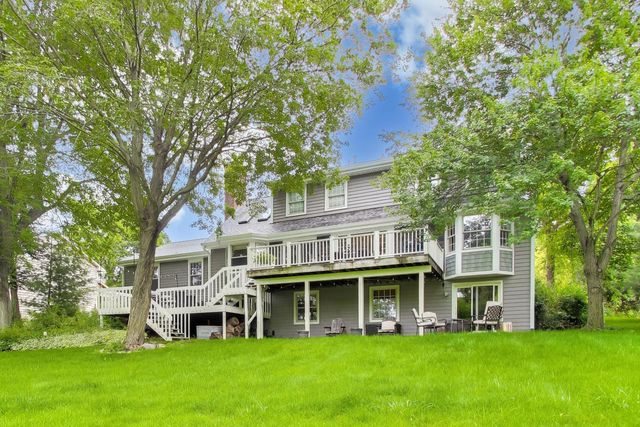 924 Glen Oak Drive, Sleepy Hollow, IL 60118
