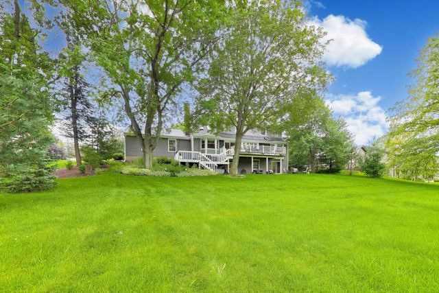 924 Glen Oak Drive, Sleepy Hollow, IL 60118