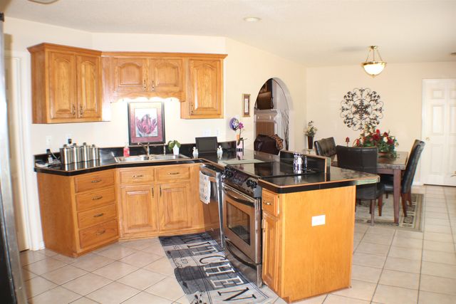 137 BEVERLY DR, Atoka, TN 38004