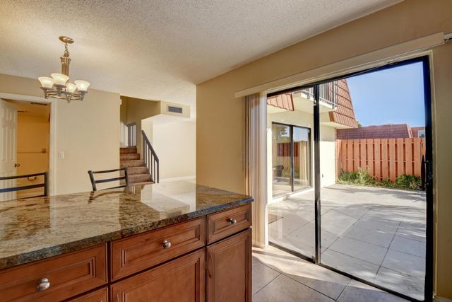 3409 Spanish Wells Drive 56-A, Delray Beach, FL 33445